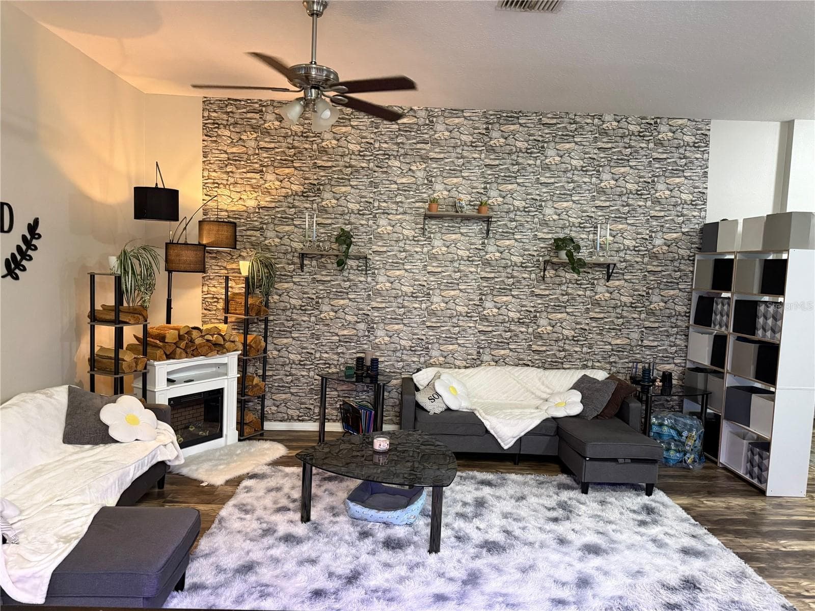 Single Family Residence at 7628 WEEHAWKEN DR, ZEPHYRHILLS, photo 11 of 41
