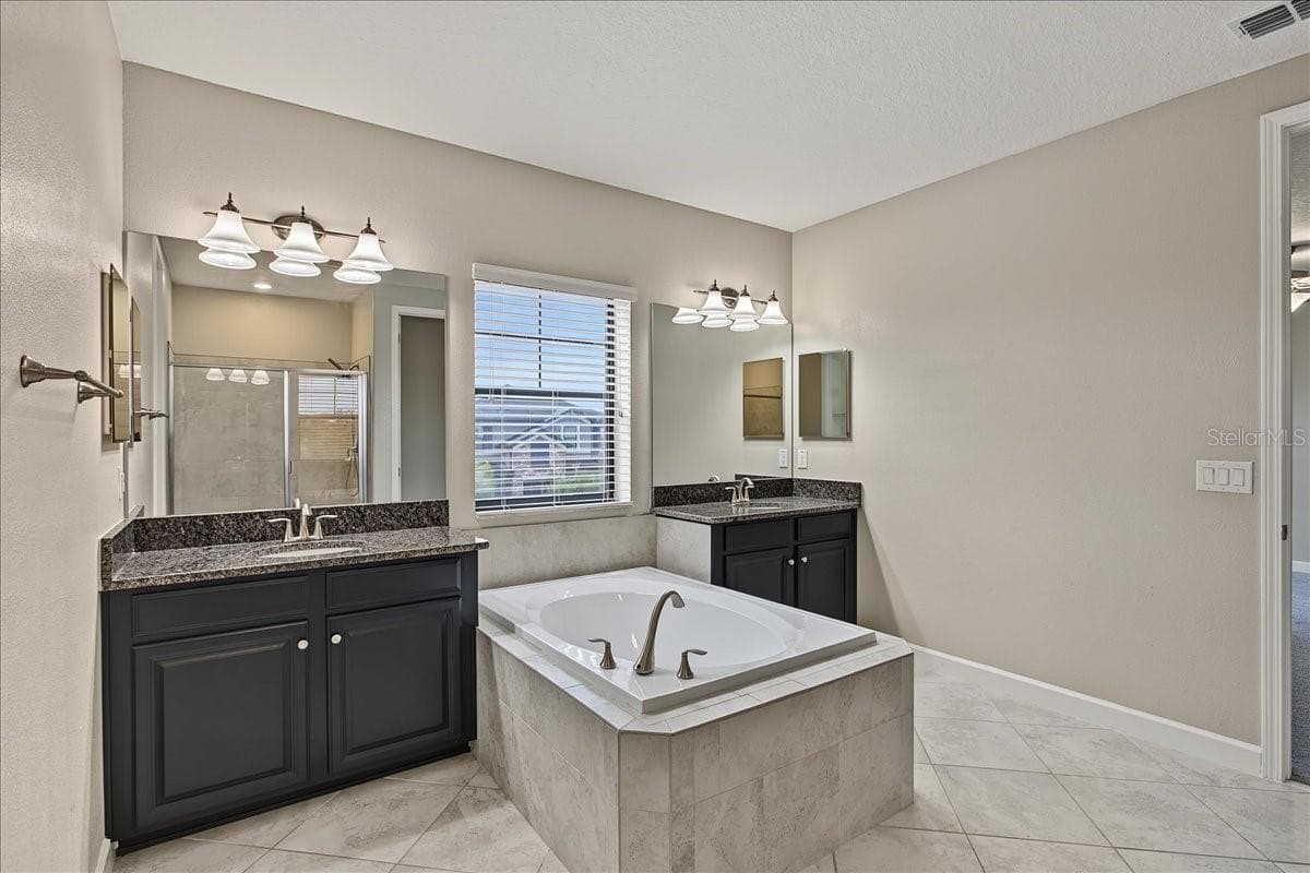 Single Family Residence at 8099 LAGO MIST WAY, WESLEY CHAPEL, photo 74 of 128