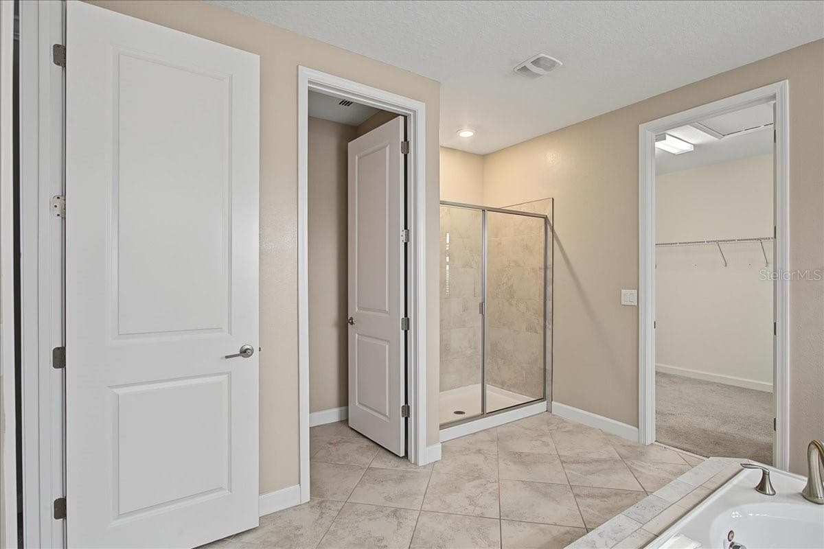 Single Family Residence at 8099 LAGO MIST WAY, WESLEY CHAPEL, photo 76 of 128