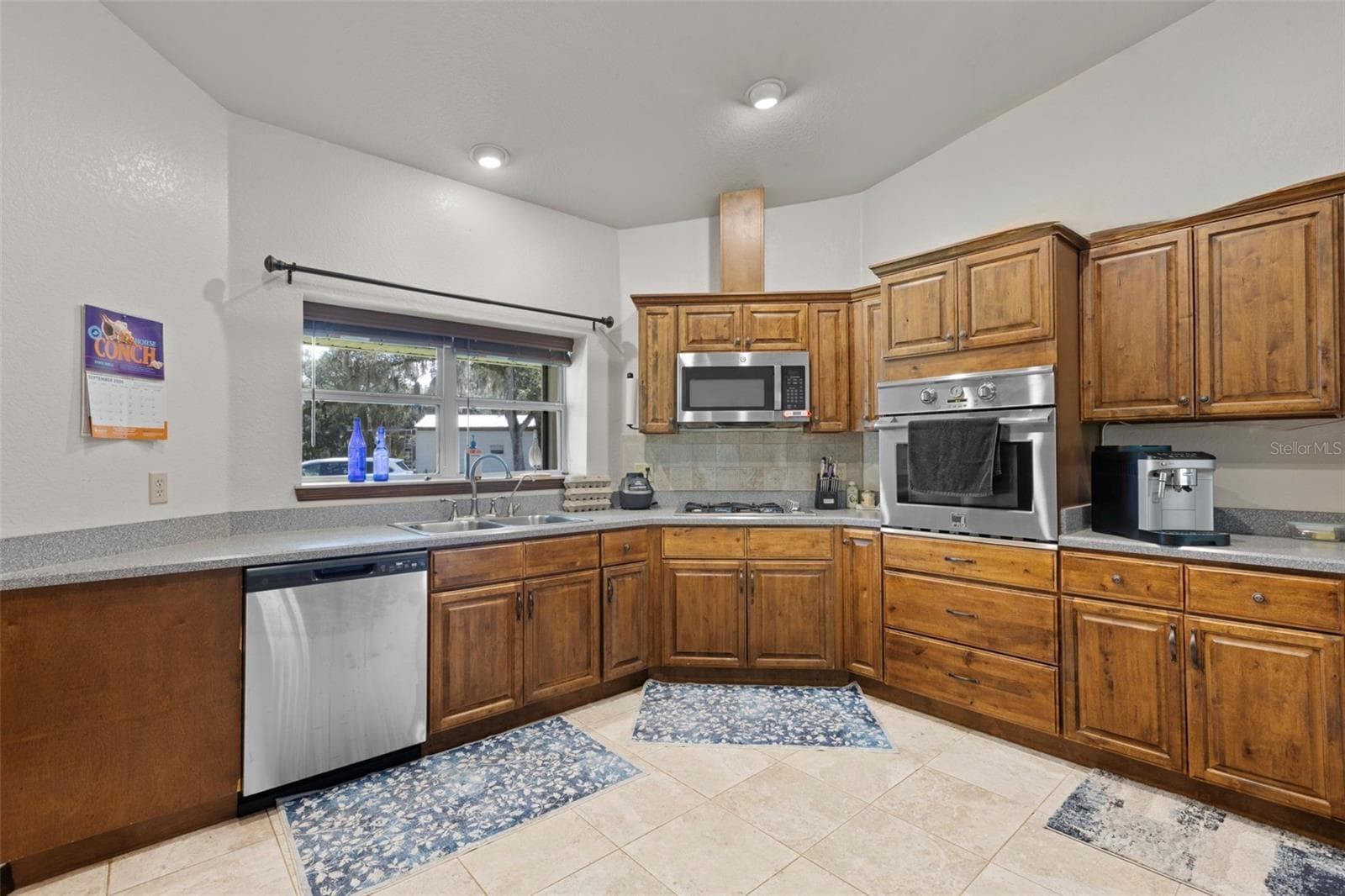 Manufactured Home at 305 NE 290TH AVE, OLD TOWN, photo 31 of 76