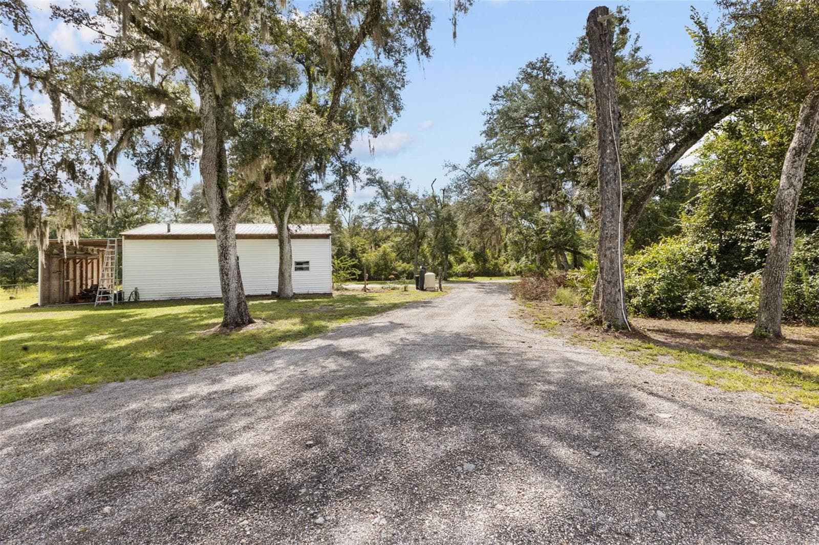 Manufactured Home at 305 NE 290TH AVE, OLD TOWN, photo 69 of 76