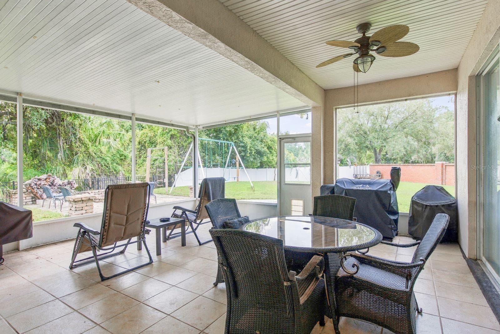 Single Family Residence at 6728 THACKSTON DR, RIVERVIEW, photo 30 of 54