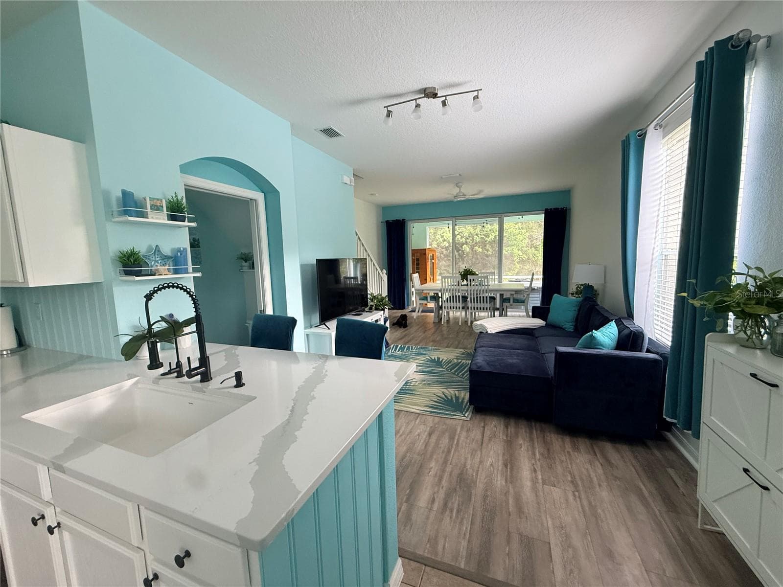 Townhouse at 6237 DUCK KEY CT, TAMPA, photo 5 of 25