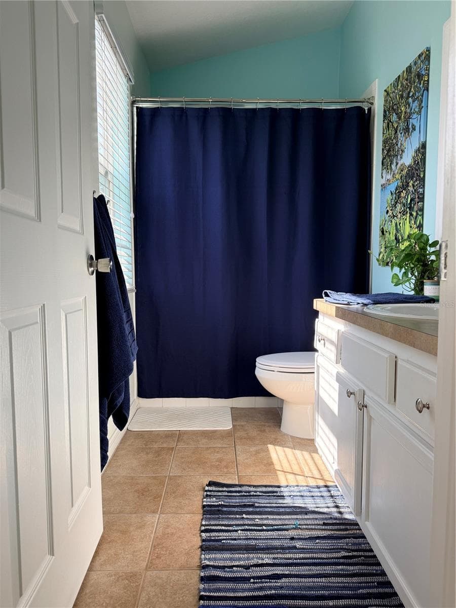 Townhouse at 6237 DUCK KEY CT, TAMPA, photo 8 of 25