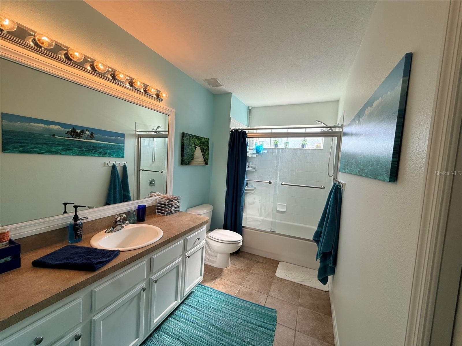 Townhouse at 6237 DUCK KEY CT, TAMPA, photo 12 of 25