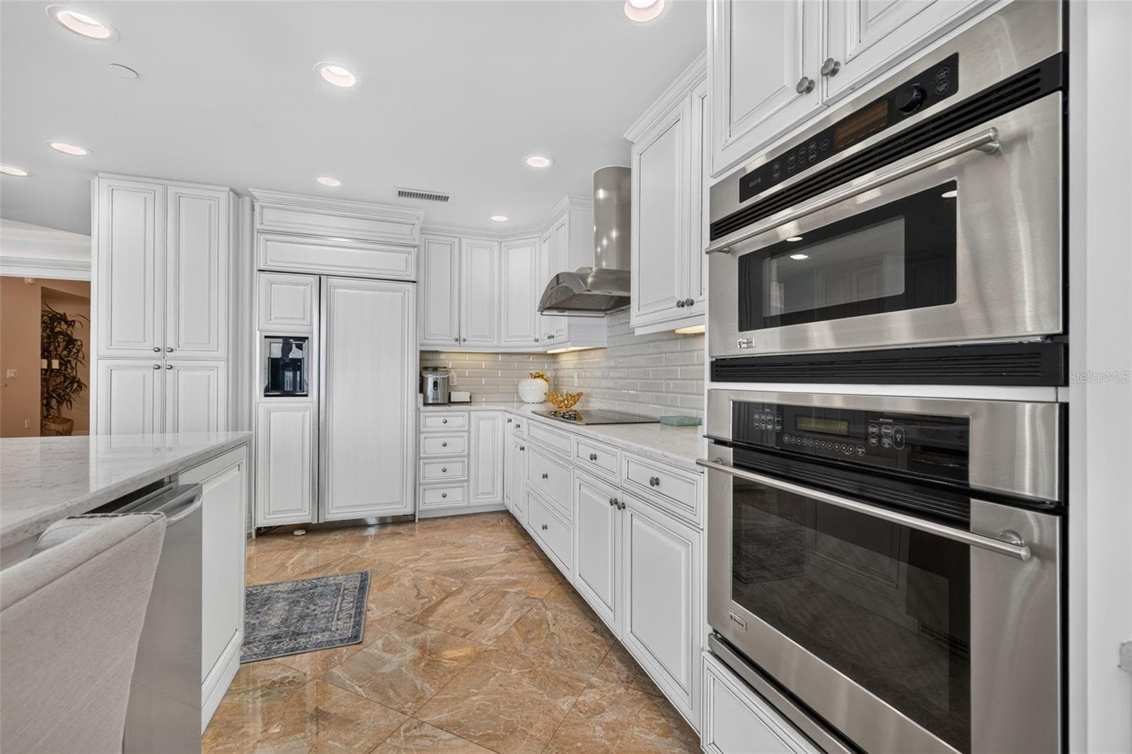 Condominium at 400 BEACH DR NE #1004, ST PETERSBURG, photo 21 of 79