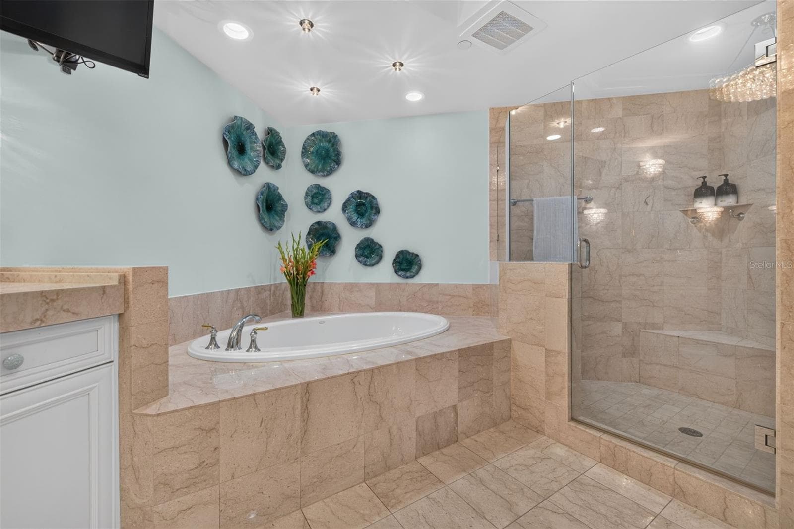 Condominium at 400 BEACH DR NE #1004, ST PETERSBURG, photo 39 of 79