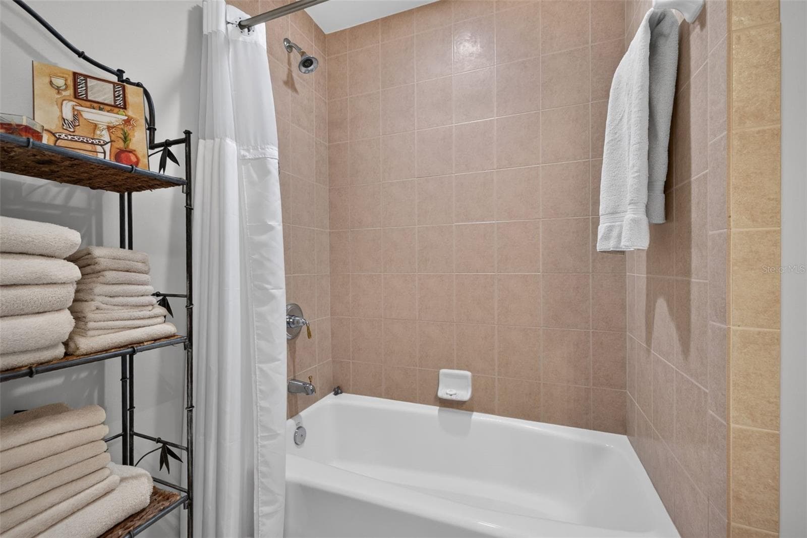 Condominium at 400 BEACH DR NE #1004, ST PETERSBURG, photo 48 of 79