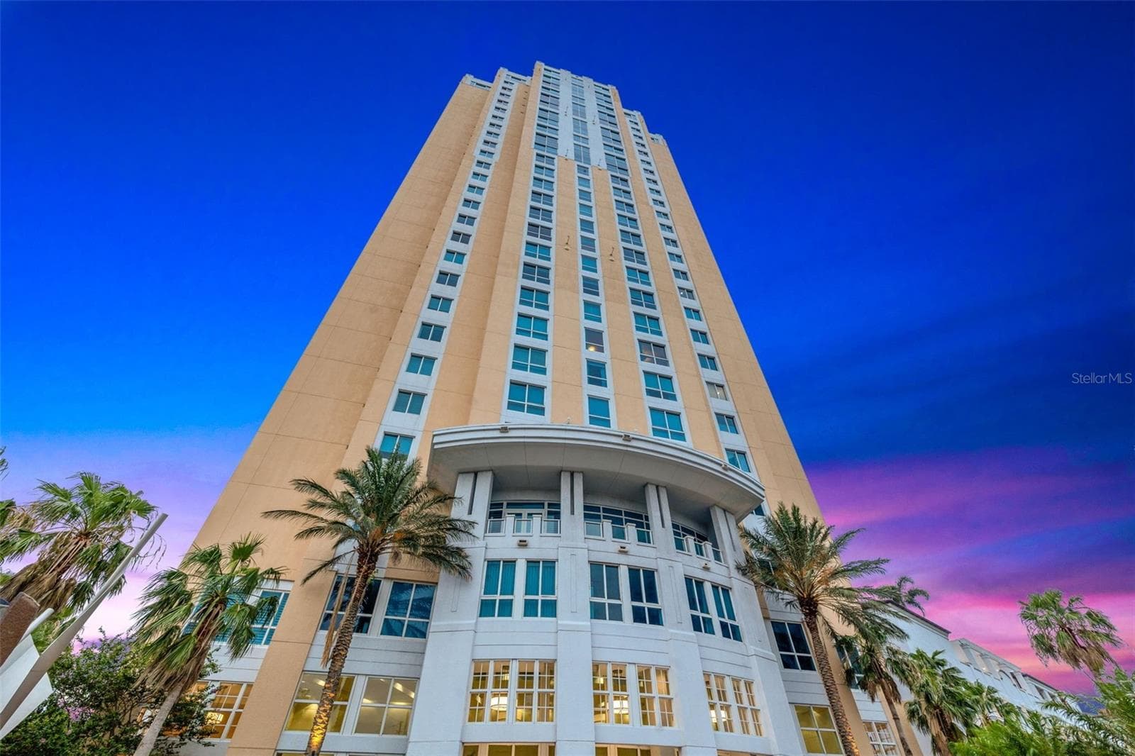 Condominium at 400 BEACH DR NE #1004, ST PETERSBURG, photo 77 of 79