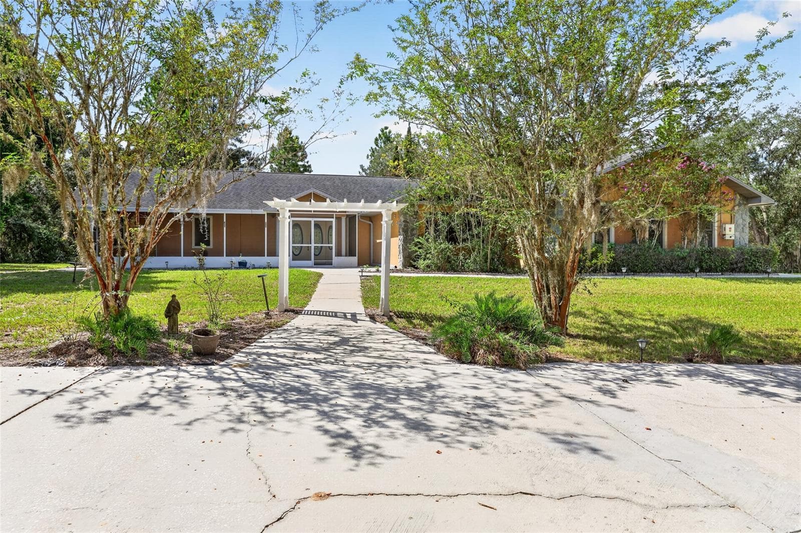 Single Family Residence at 6520 W CANDIER CT, DUNNELLON, photo 6 of 74