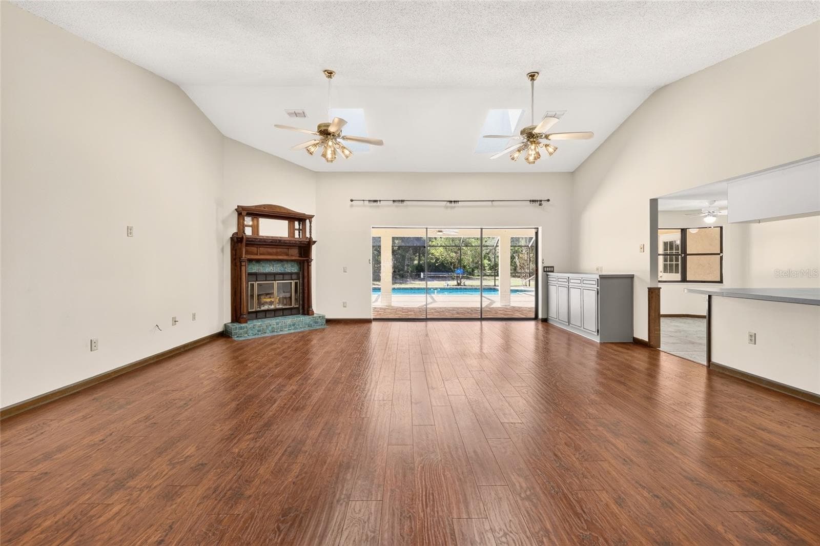 Single Family Residence at 6520 W CANDIER CT, DUNNELLON, photo 16 of 74
