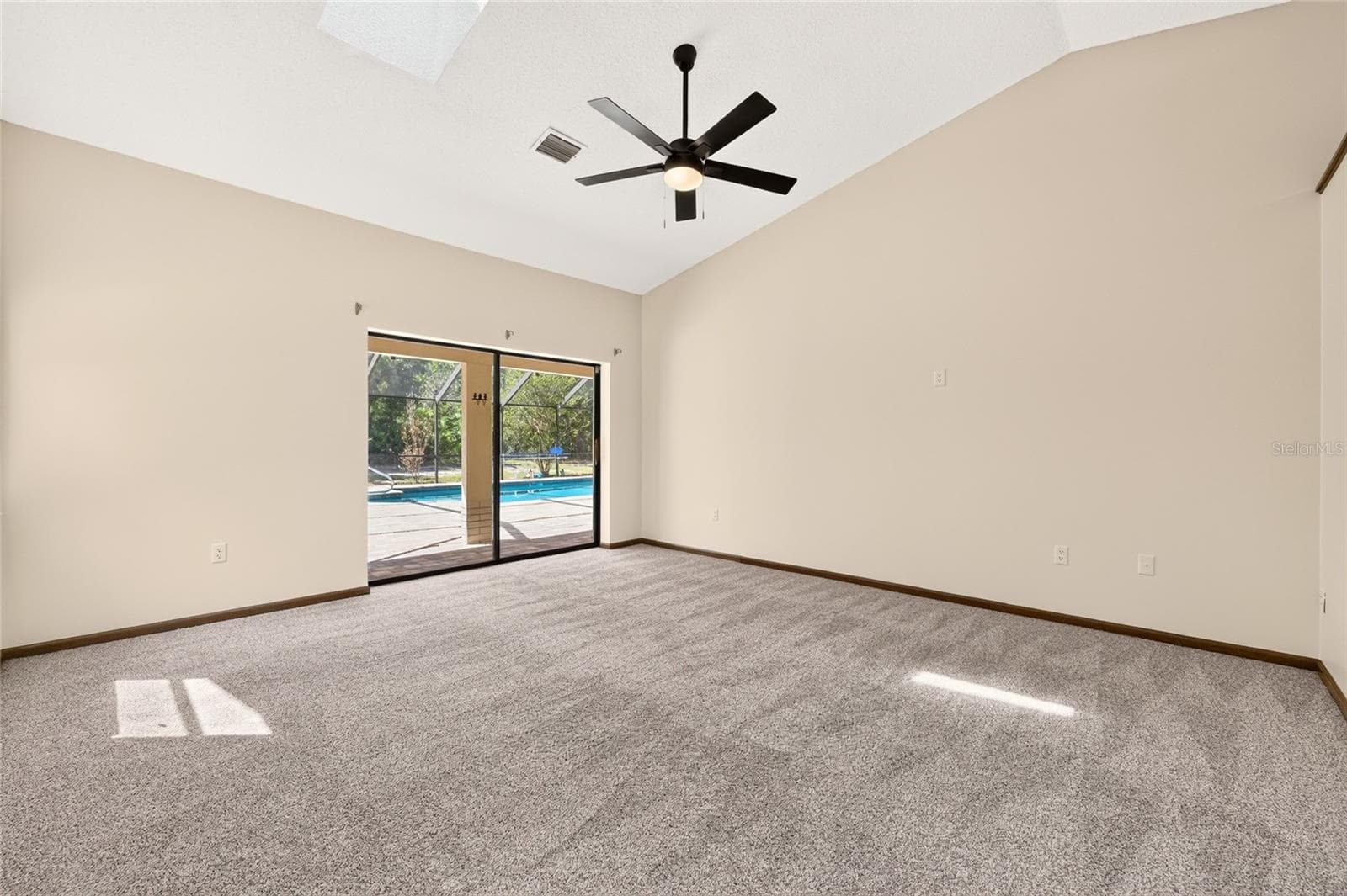 Single Family Residence at 6520 W CANDIER CT, DUNNELLON, photo 49 of 74