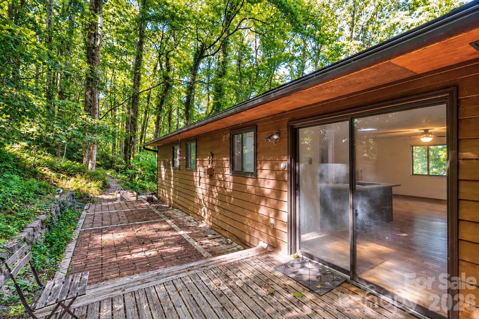 Single Family Residence at 8 Shadywood Circle, Asheville, photo 17 of 21