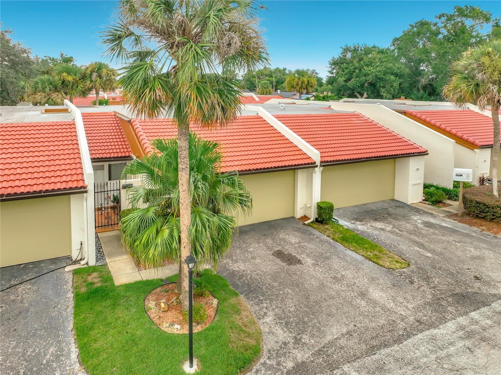 Condominium at 192 BALFOUR DR #2, WINTER PARK, photo 2 of 52
