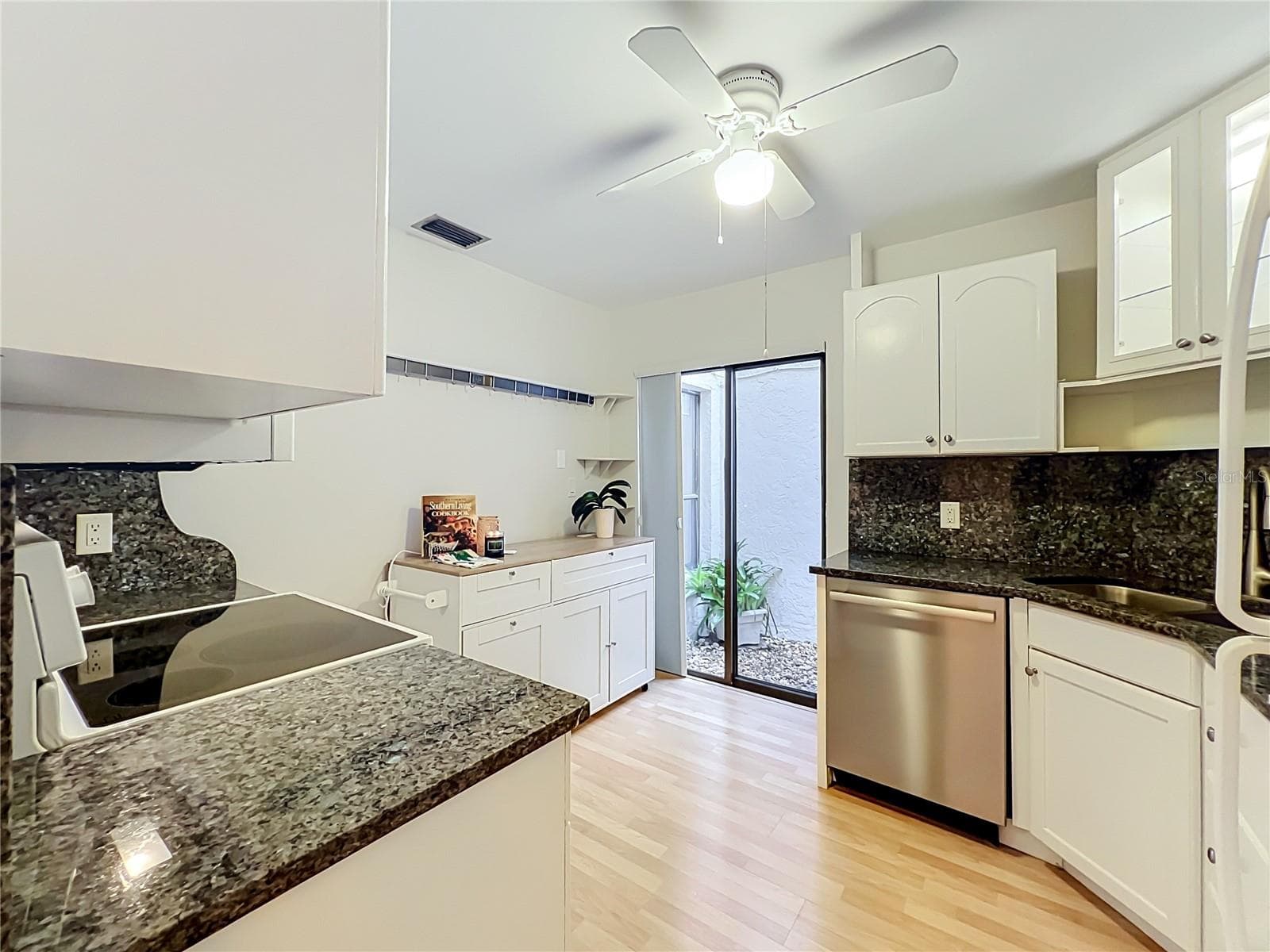 Condominium at 192 BALFOUR DR #2, WINTER PARK, photo 10 of 52