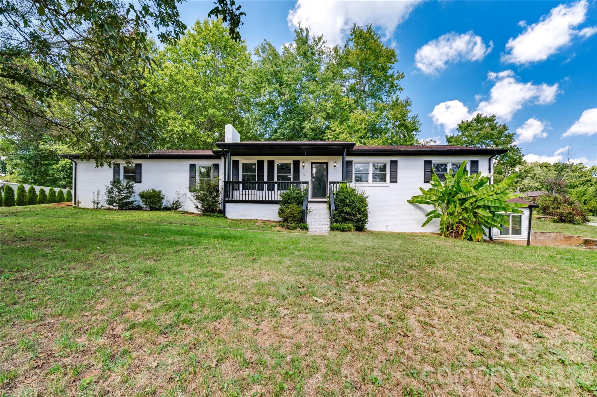 2537 Brentwood Circle