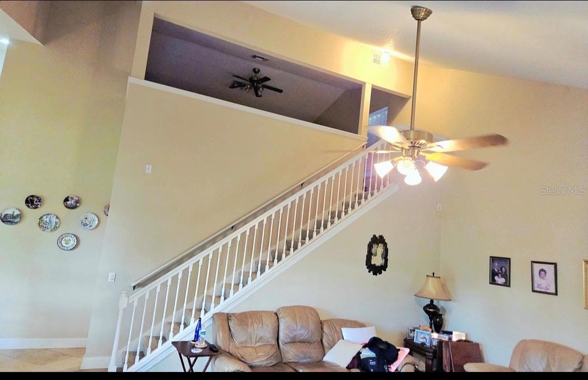 Single Family Residence at 1559 MAIDENCANE LOOP, OVIEDO, photo 7 of 14