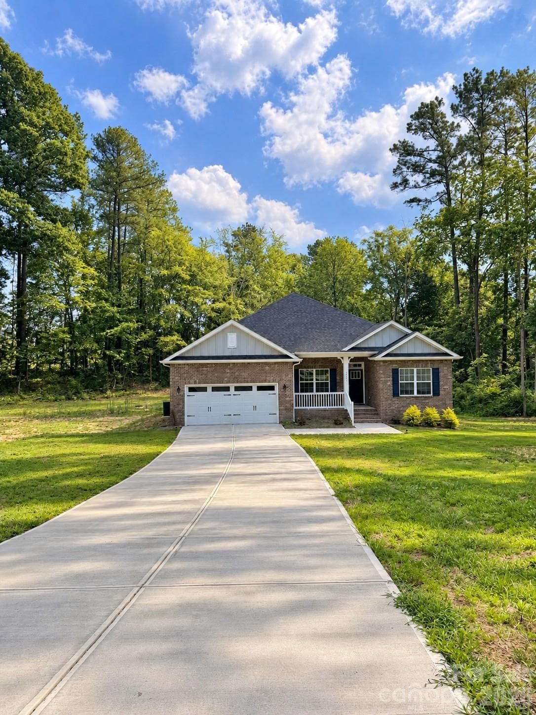2913 Waterford Lane