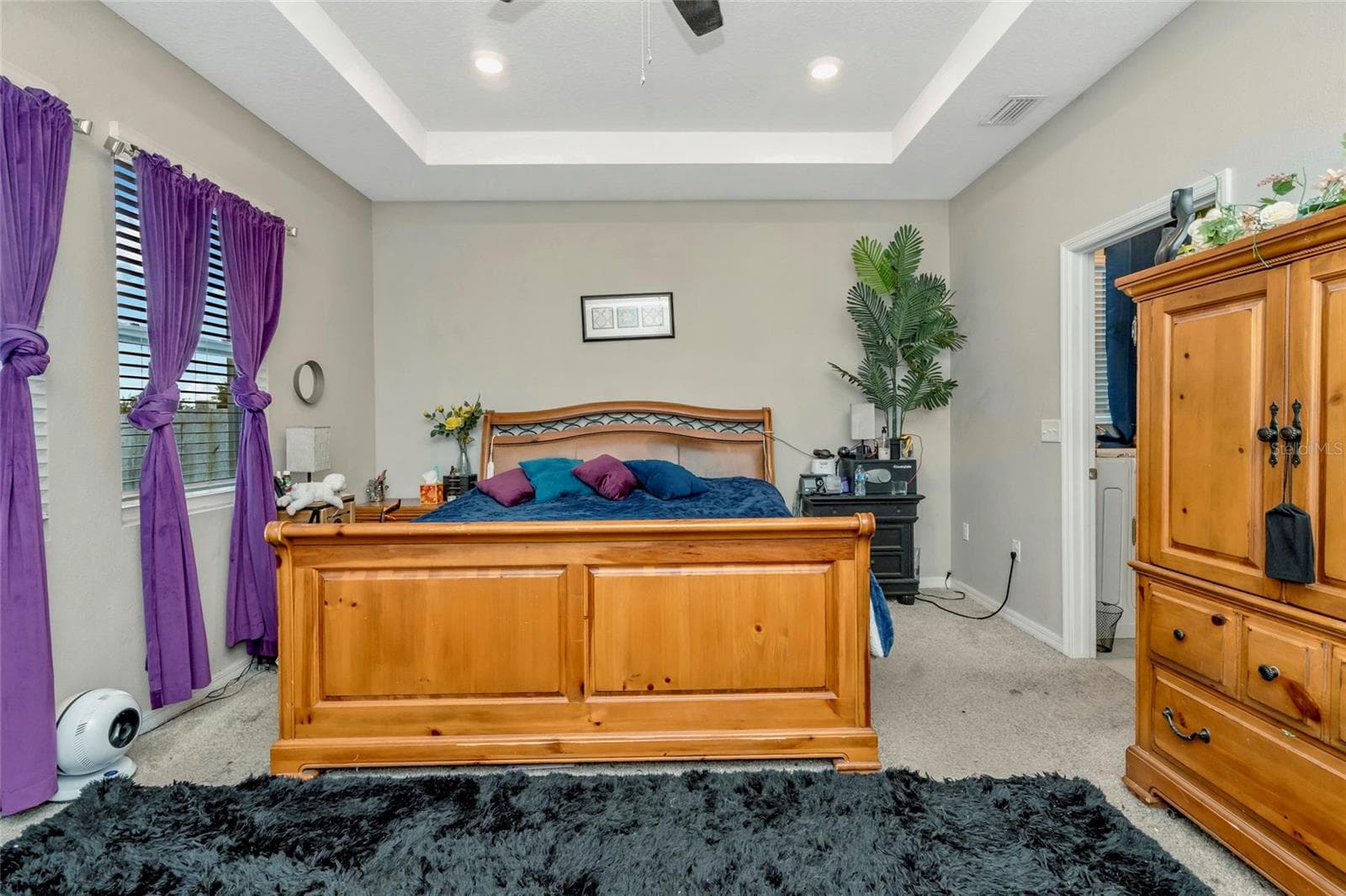 primary bedroom w/ tray ceiling - 11939 BRIGHTON KNOLL LOOP, RIVERVIEW