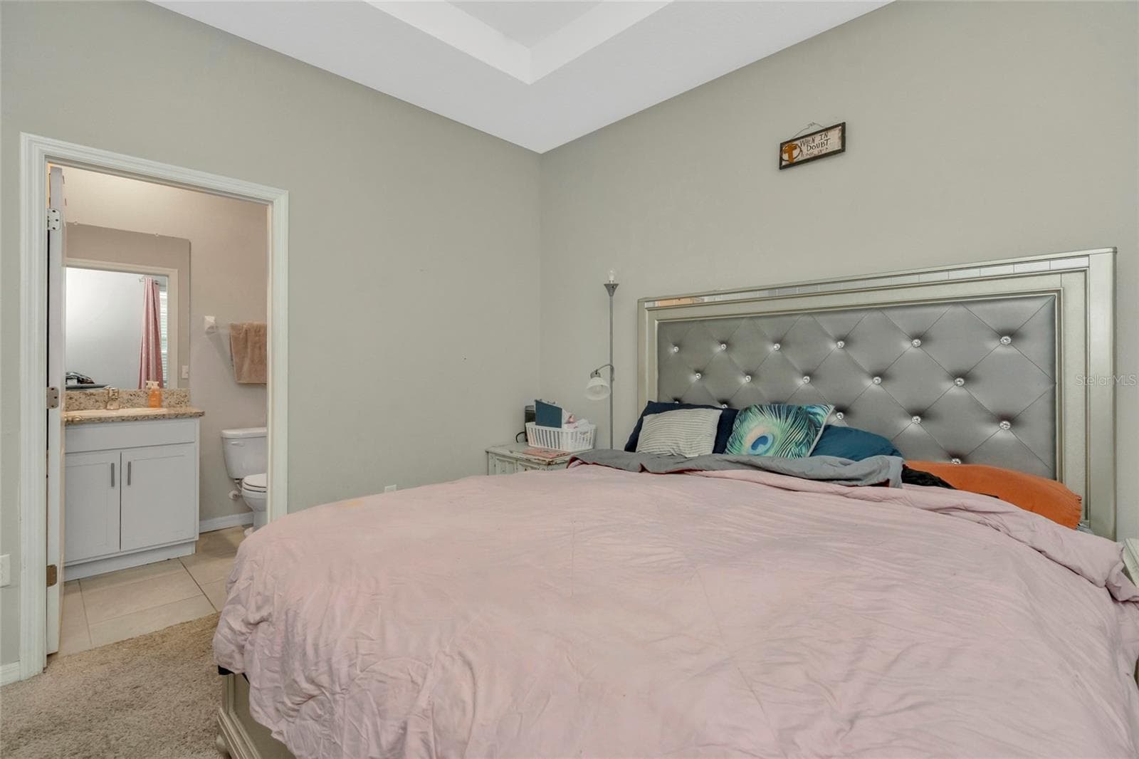 bedroom 4 (in-law suite) tray ceiling - 11939 BRIGHTON KNOLL LOOP, RIVERVIEW