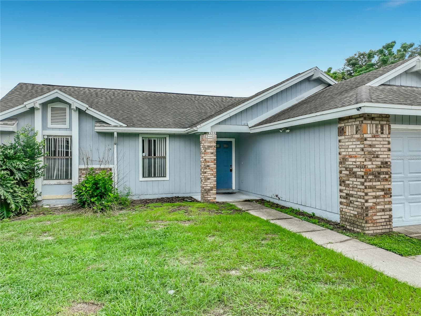 Single Family Residence at 2943 ROUNDABOUT LN, ORLANDO, photo 3 of 47