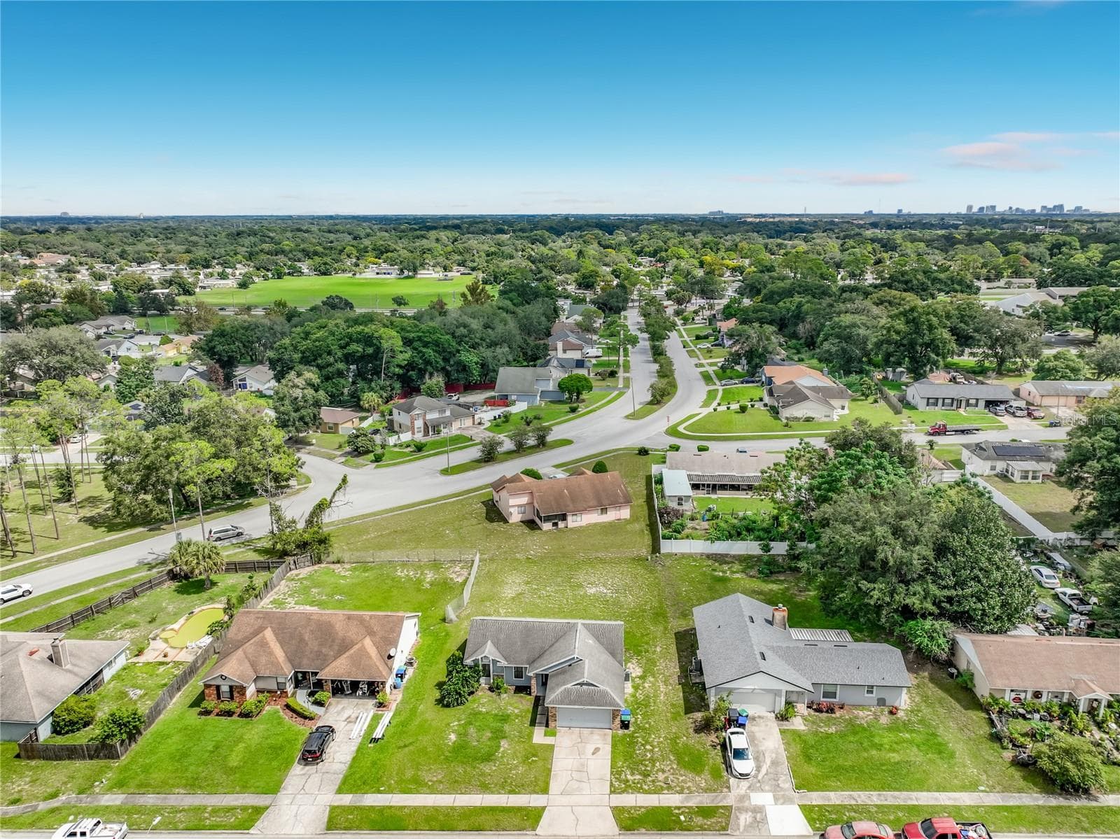 Single Family Residence at 2943 ROUNDABOUT LN, ORLANDO, photo 5 of 47