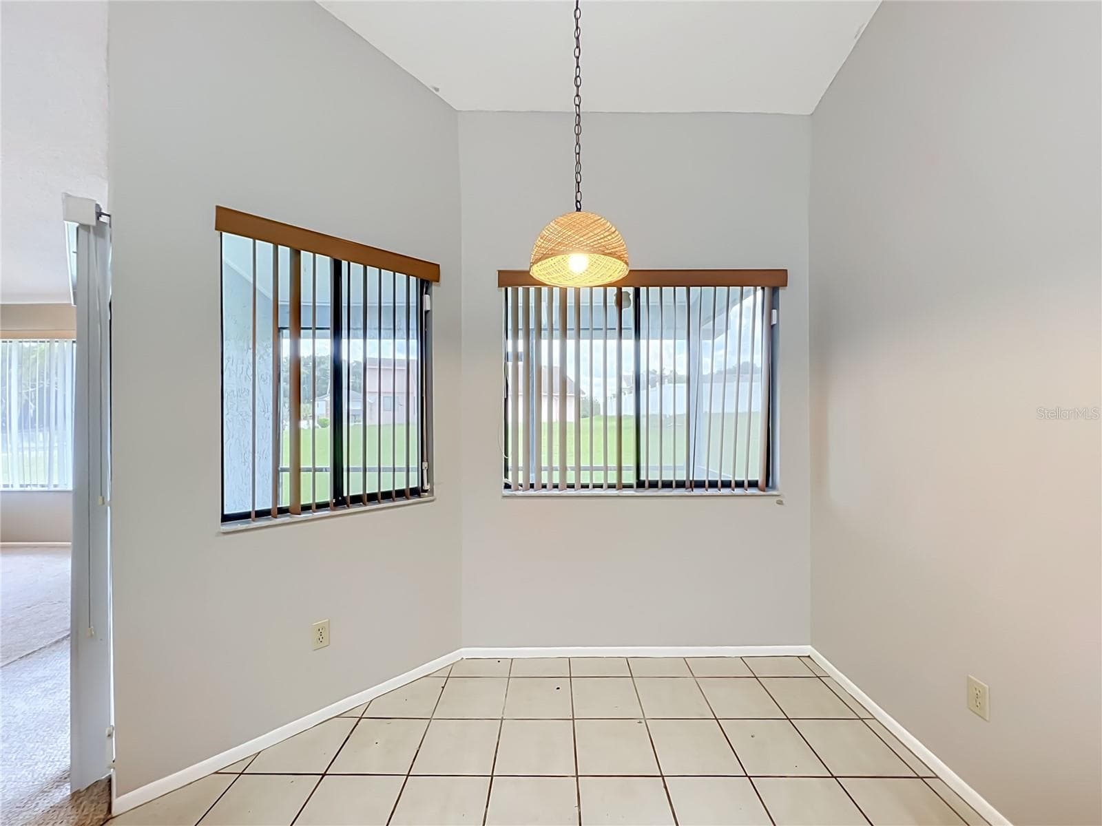 Single Family Residence at 2943 ROUNDABOUT LN, ORLANDO, photo 20 of 47