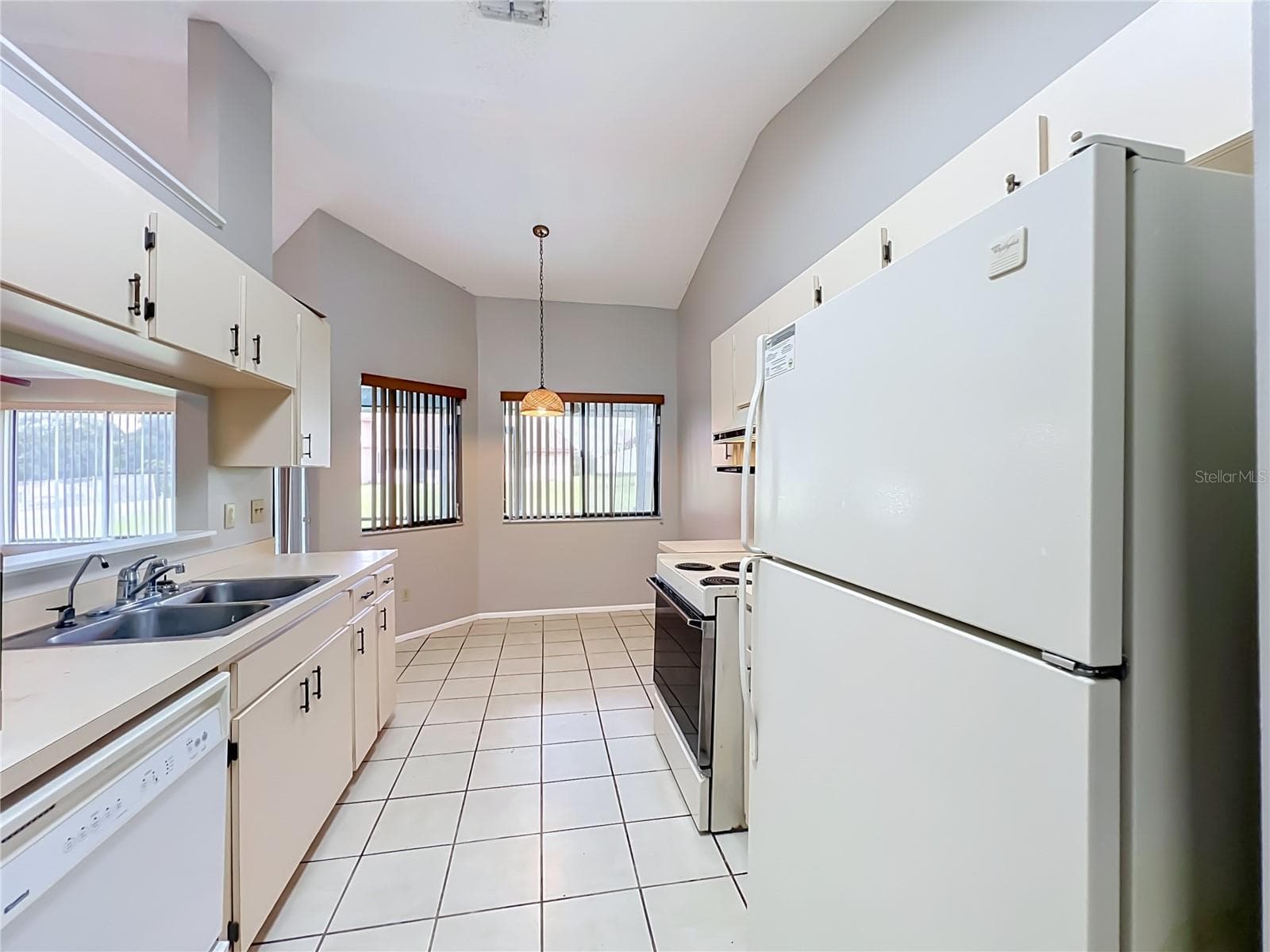 Single Family Residence at 2943 ROUNDABOUT LN, ORLANDO, photo 23 of 47