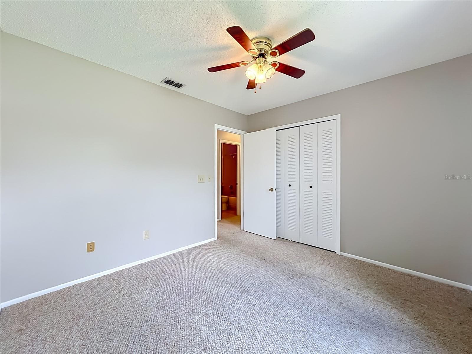 Single Family Residence at 2943 ROUNDABOUT LN, ORLANDO, photo 27 of 47