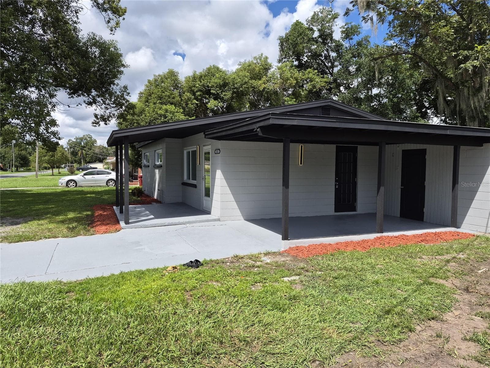 Single Family Residence at 1810 E CAROL DR, PLANT CITY, photo 4 of 32