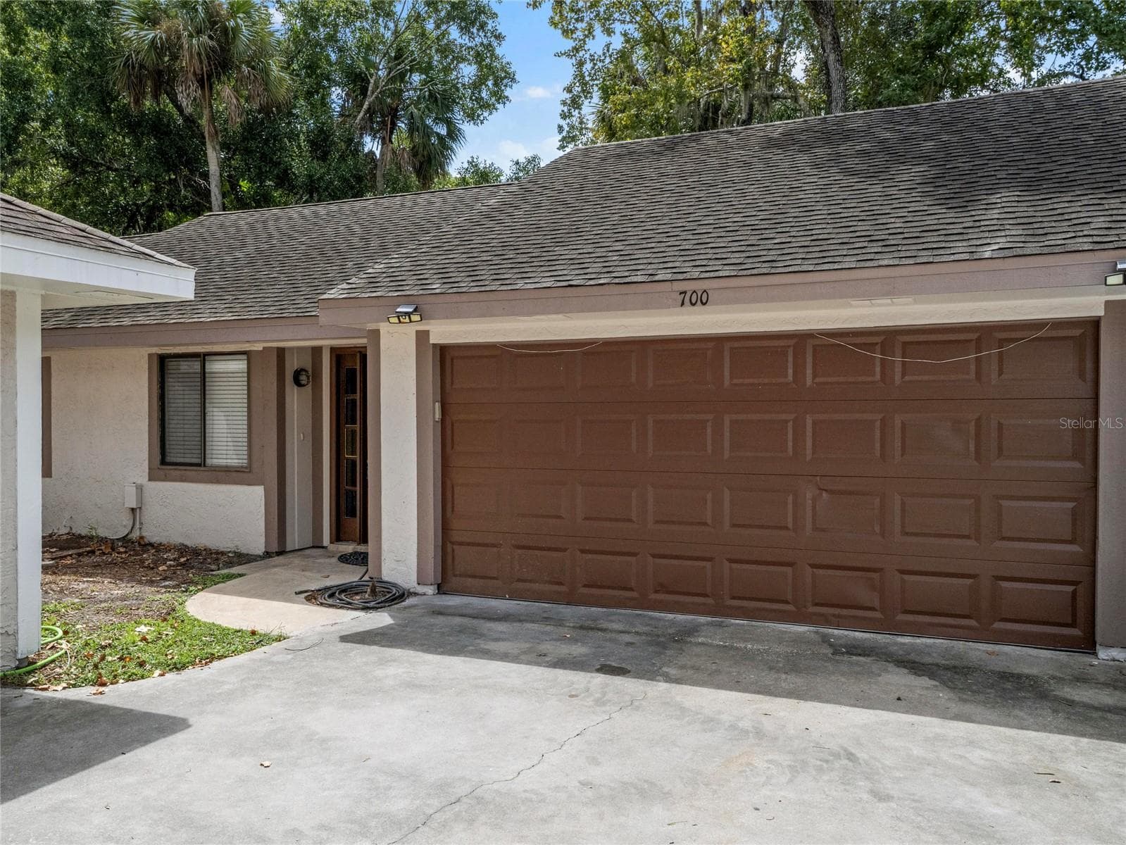 700 CASTLEWOOD DR