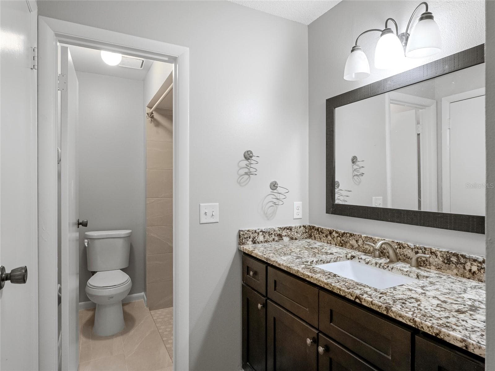 Townhouse at 700 CASTLEWOOD DR, WINTER SPRINGS, photo 16 of 22