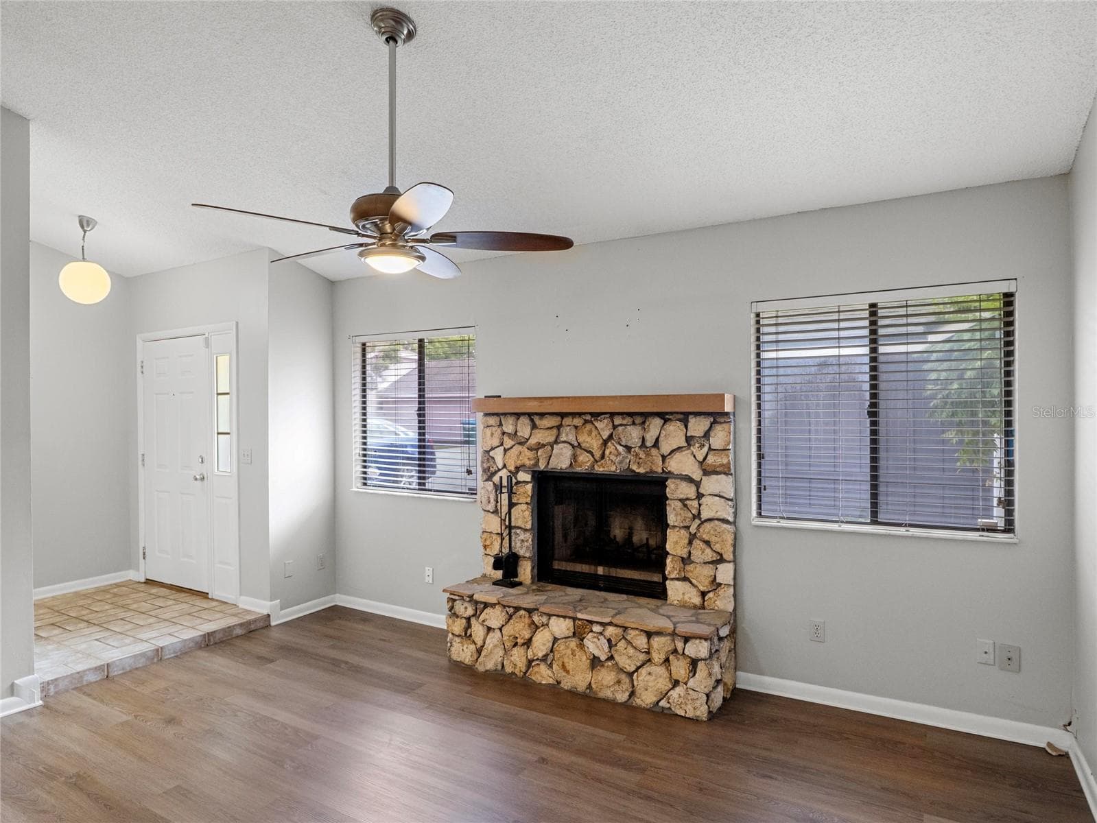 Townhouse at 728 RIDGEWOOD WAY, WINTER SPRINGS, photo 3 of 25