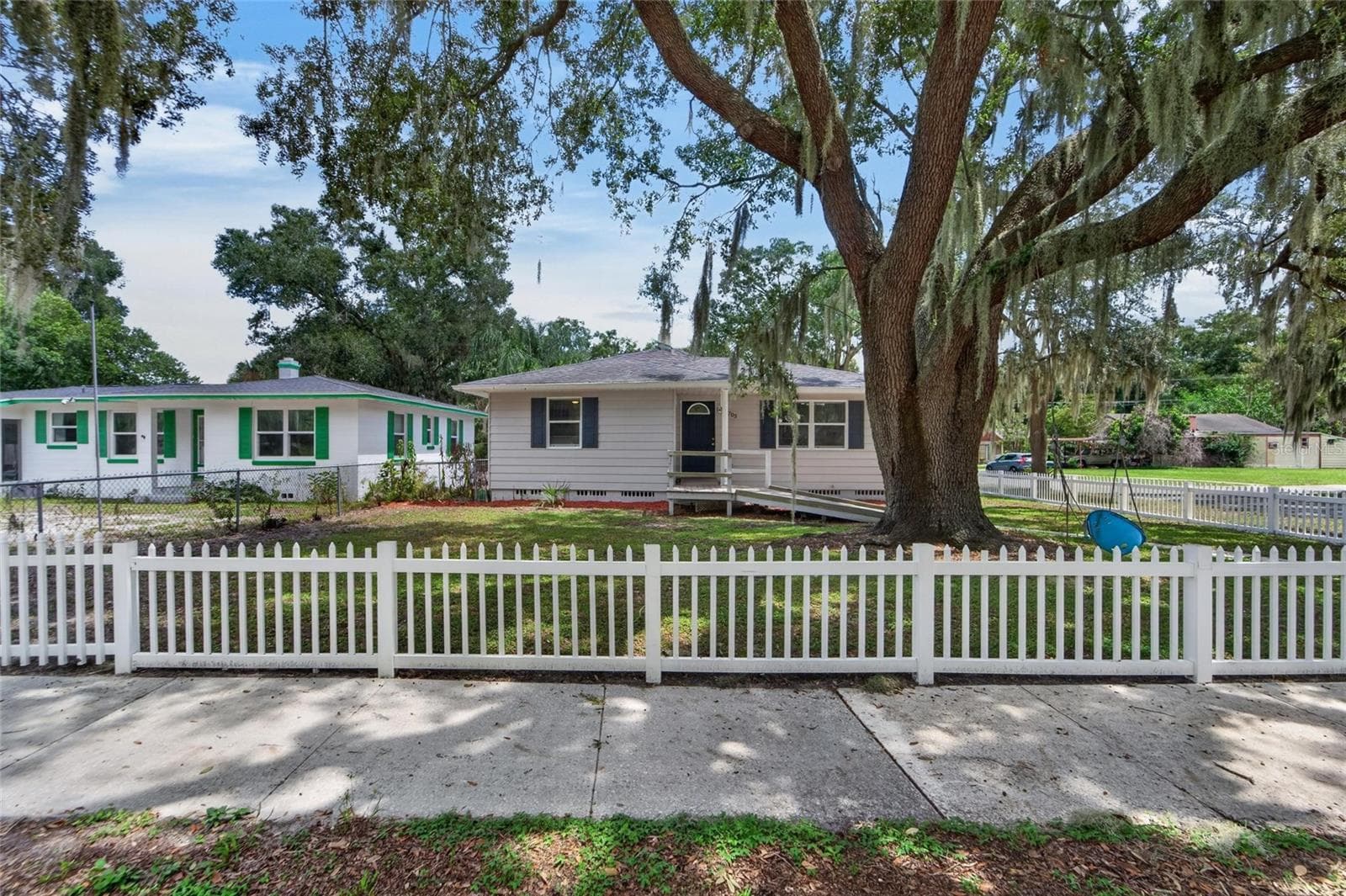 Single Family Residence at 703 INTERLACHEN PKWY, LAKELAND, photo 4 of 69