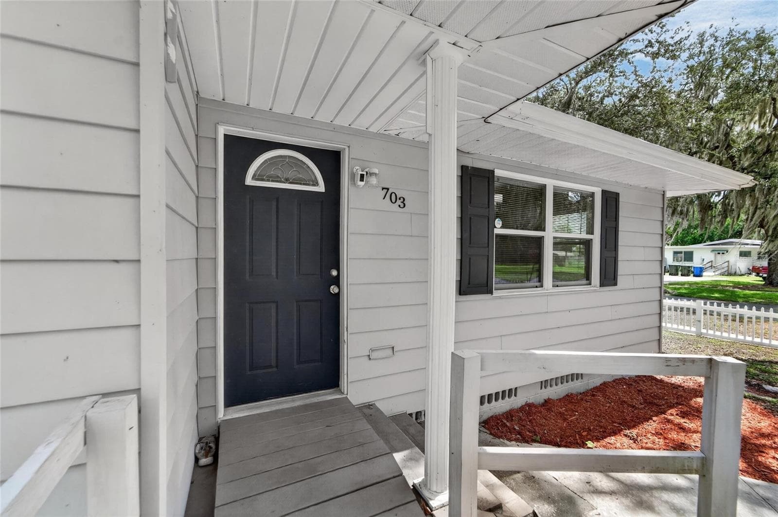 Single Family Residence at 703 INTERLACHEN PKWY, LAKELAND, photo 15 of 69