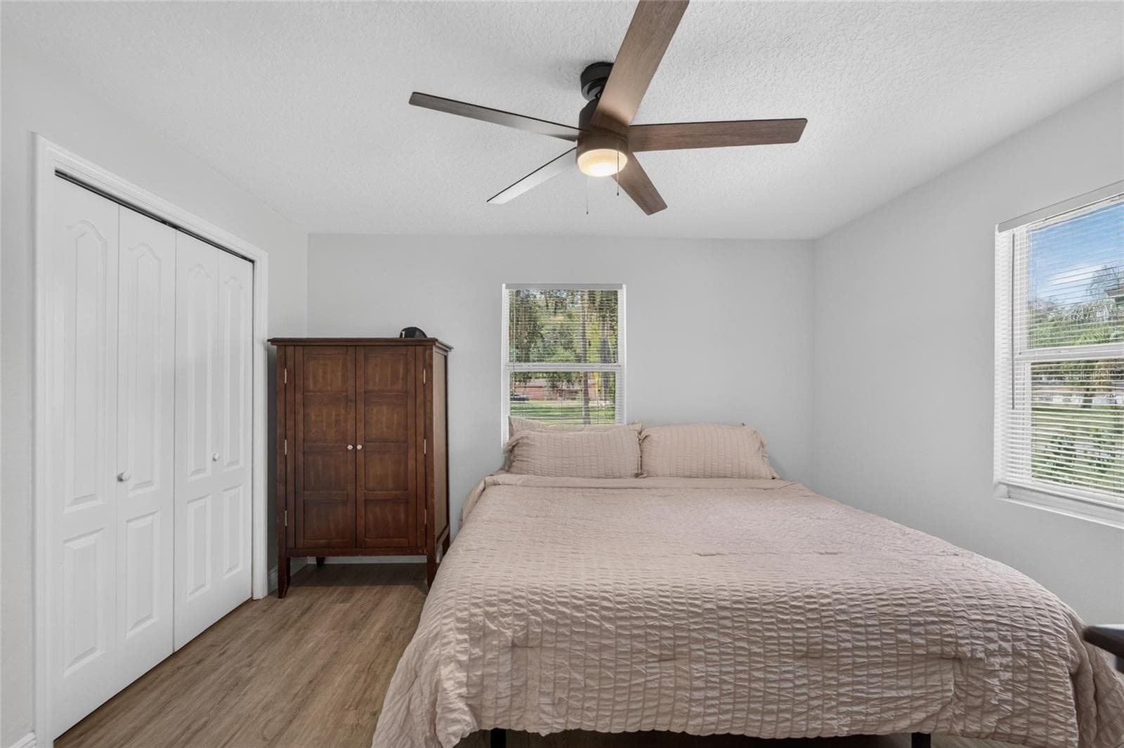 Primary Bedroom - 703 INTERLACHEN PKWY, LAKELAND