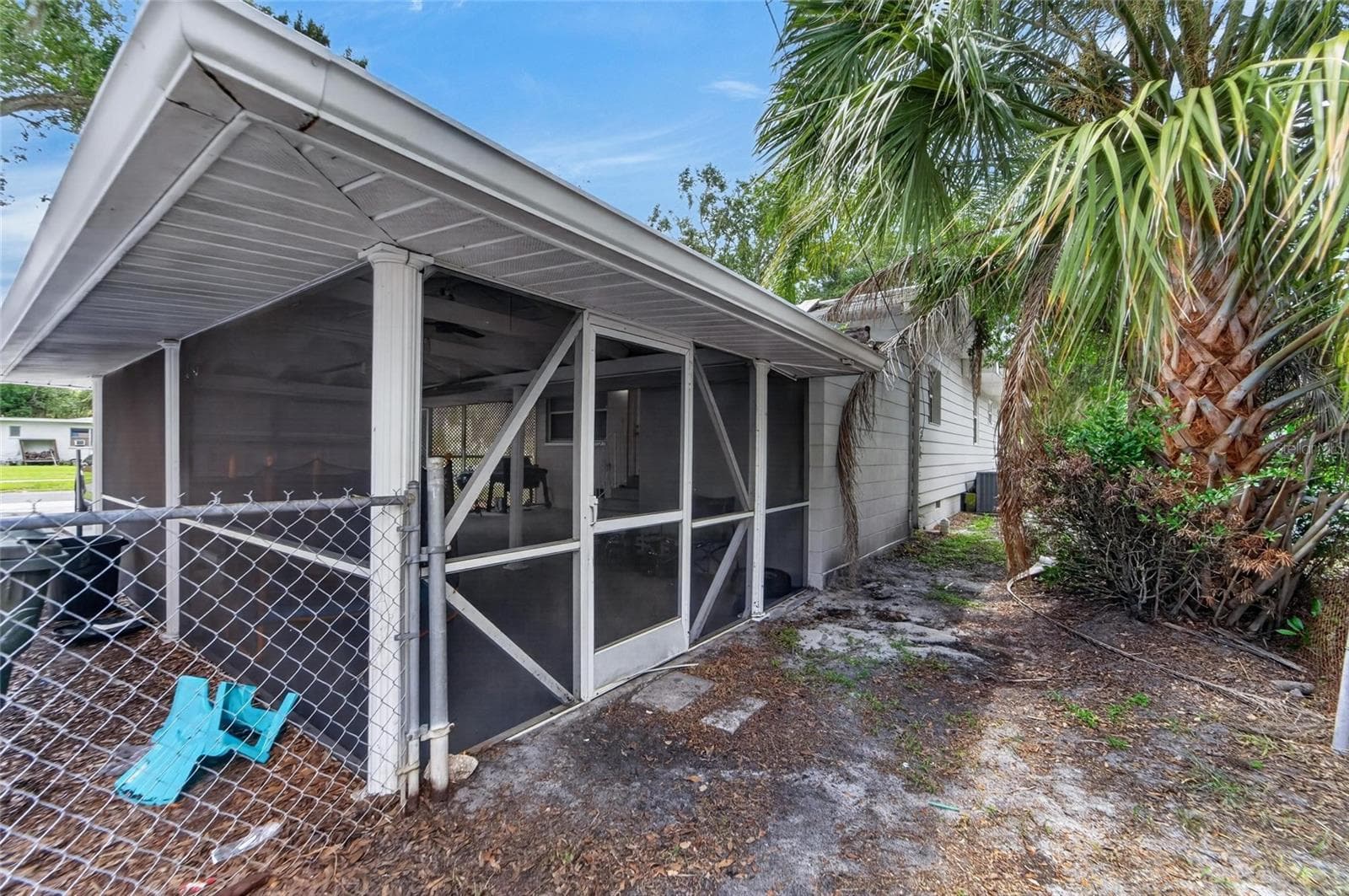 Single Family Residence at 703 INTERLACHEN PKWY, LAKELAND, photo 55 of 69
