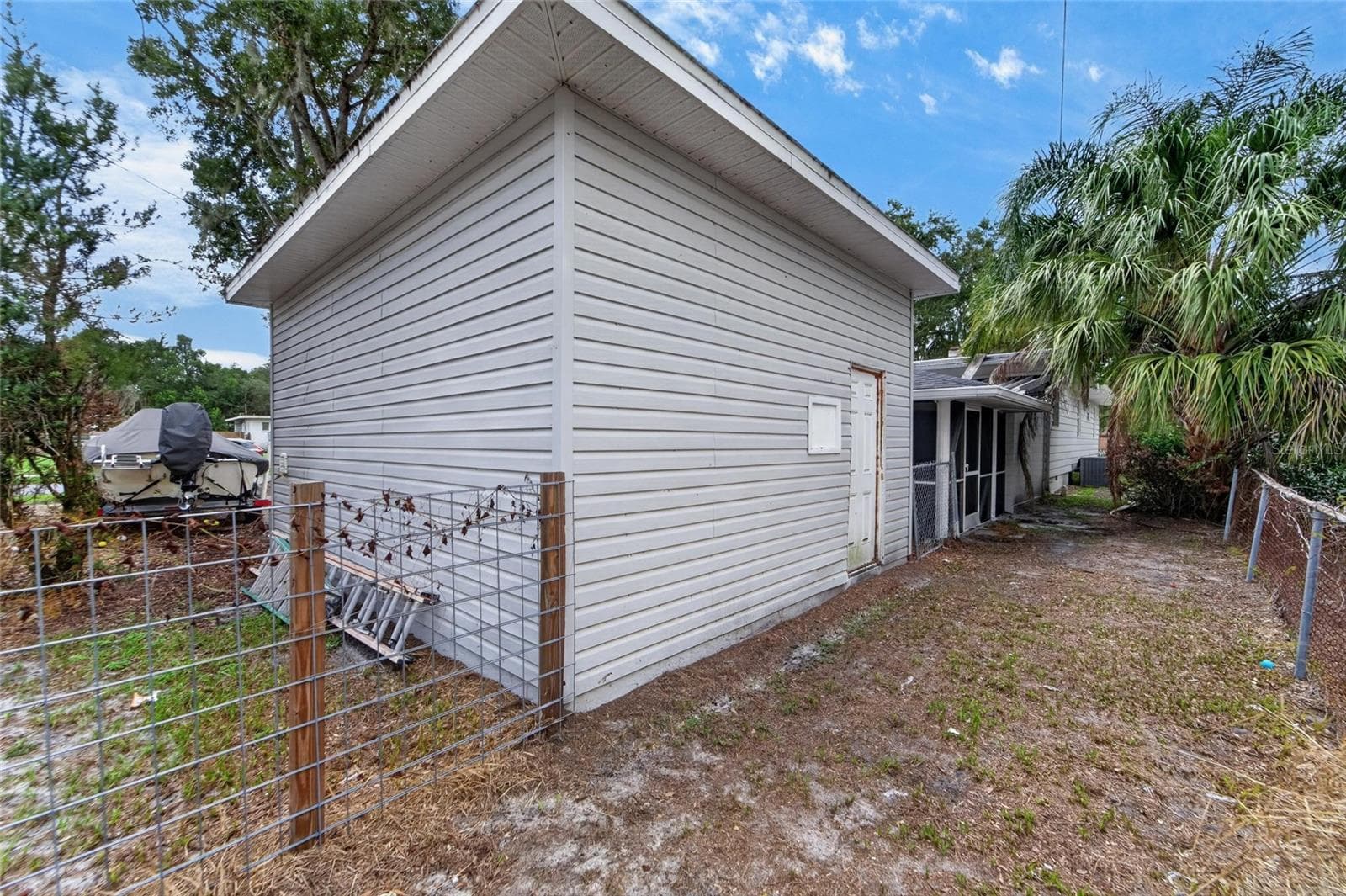 Detached Garage - 703 INTERLACHEN PKWY, LAKELAND