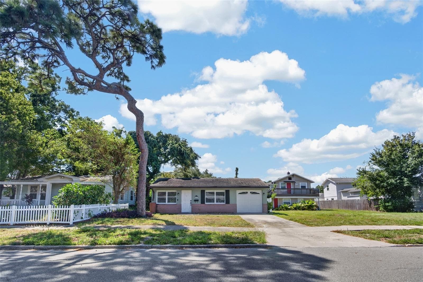 Single Family Residence at 2138 7TH AVE N, ST PETERSBURG, photo 2 of 49