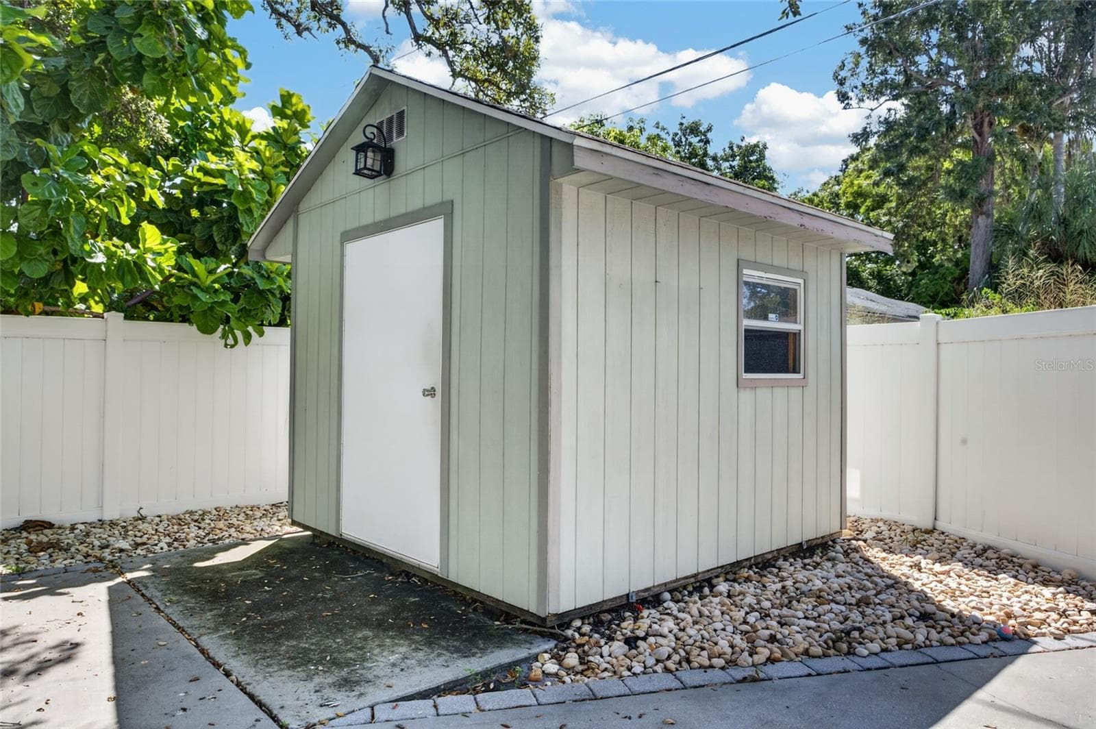 Single Family Residence at 2138 7TH AVE N, ST PETERSBURG, photo 35 of 49