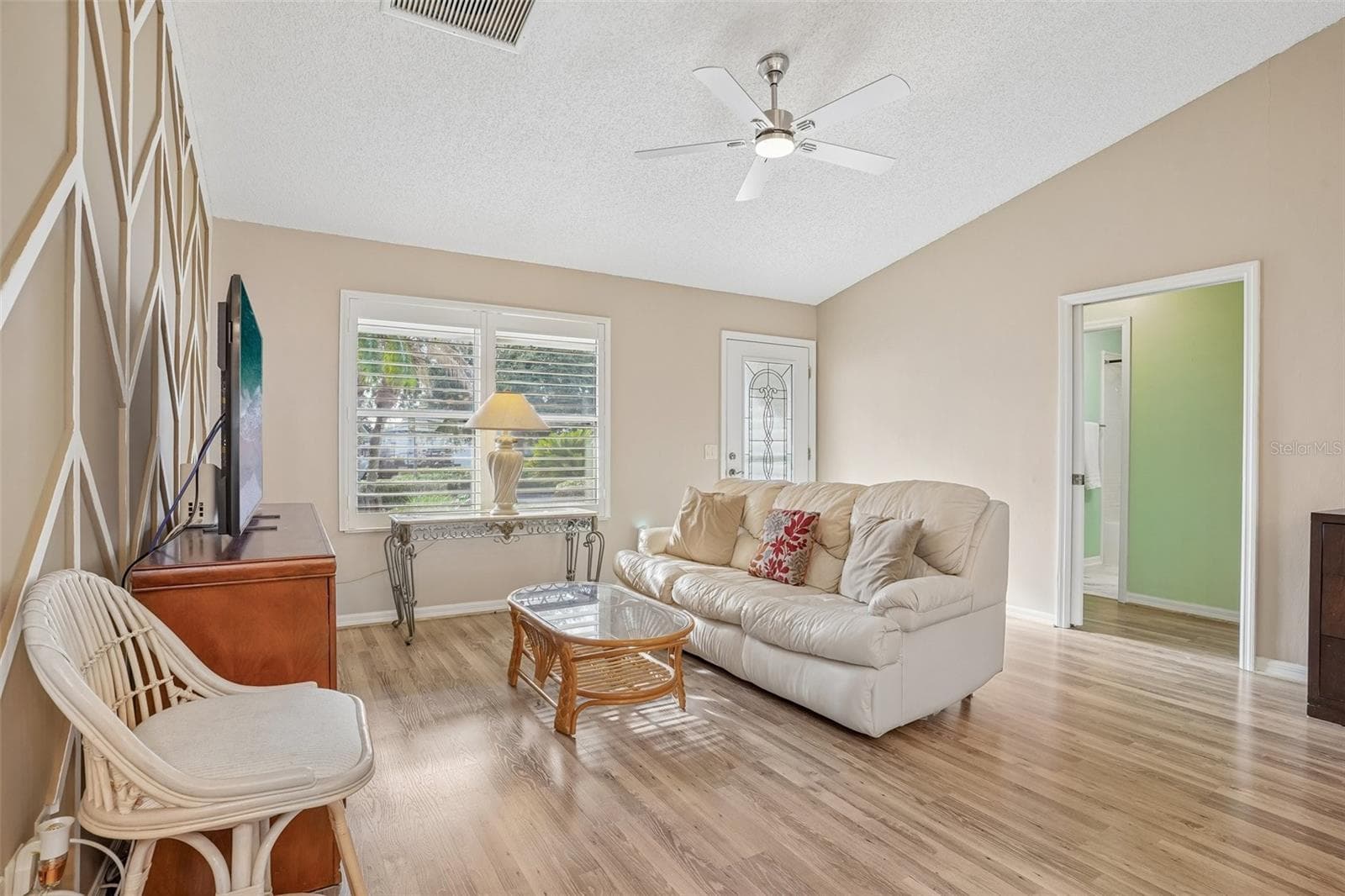 Living Room - 928 EASTMONT CT, THE VILLAGES