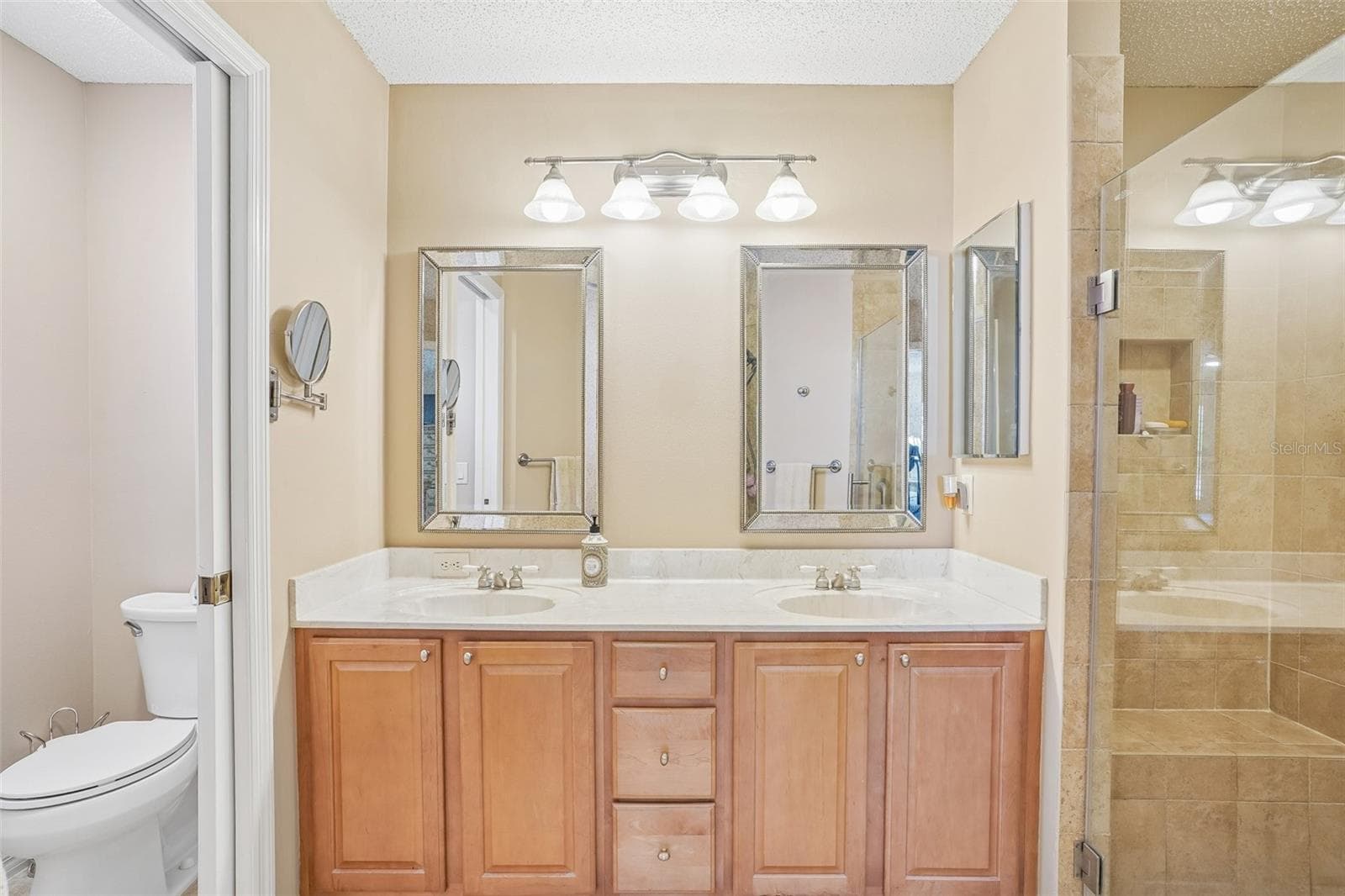 Master Bath - 928 EASTMONT CT, THE VILLAGES