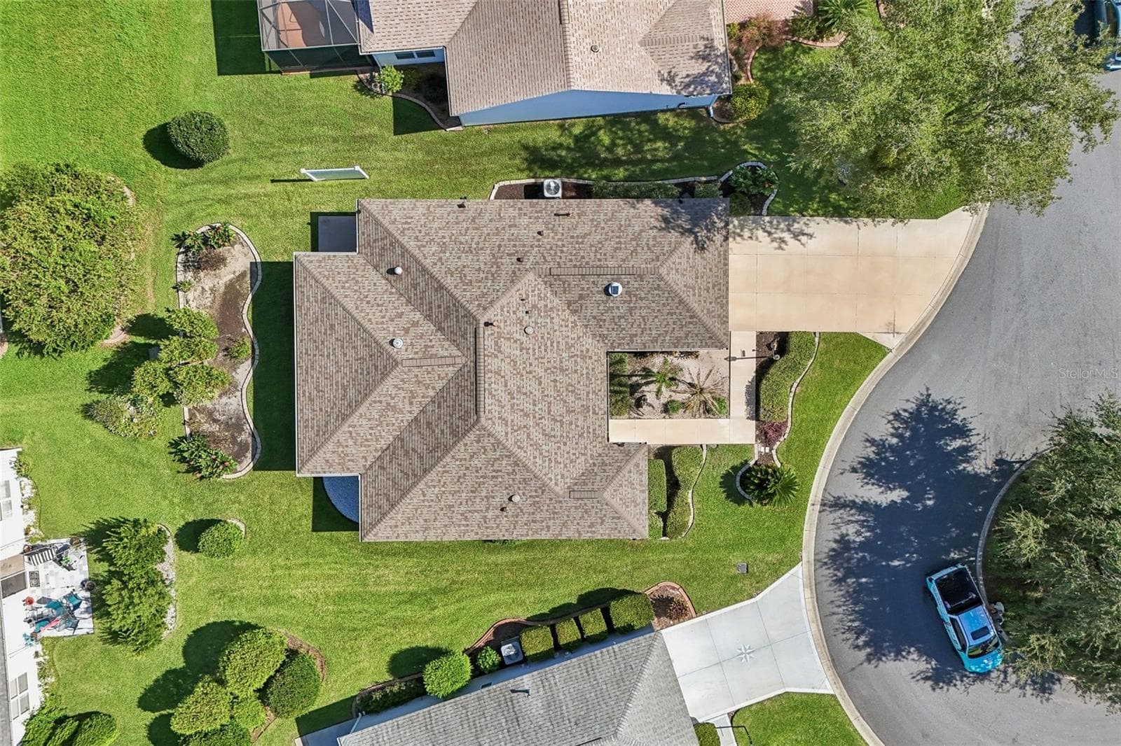 Directly Overhead - 928 EASTMONT CT, THE VILLAGES