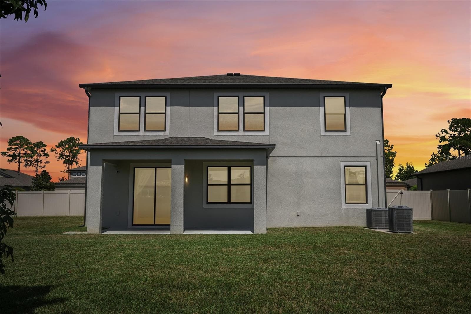 Single Family Residence at 18576 OBREGAN DR, SPRING HILL, photo 6 of 60