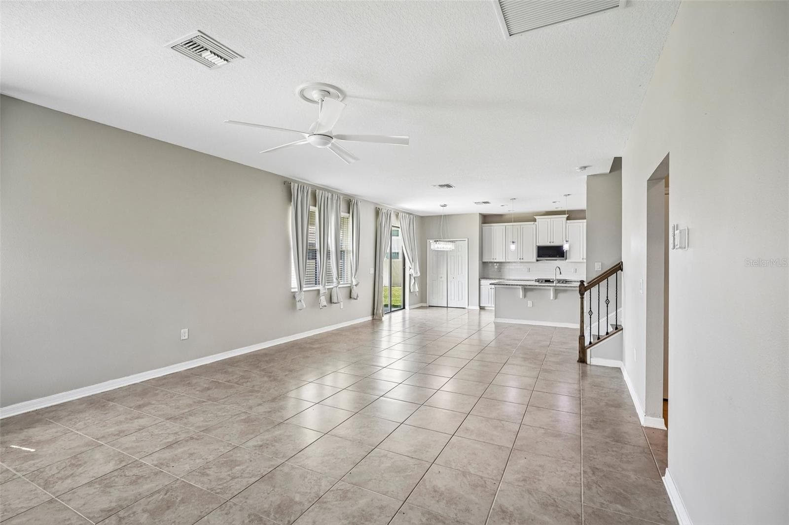 Single Family Residence at 18576 OBREGAN DR, SPRING HILL, photo 16 of 60