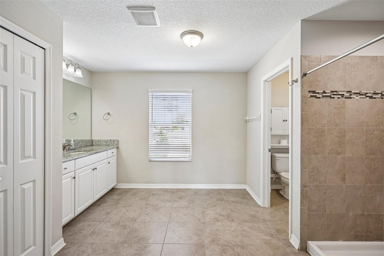 Single Family Residence at 18576 OBREGAN DR, SPRING HILL, photo 30 of 60