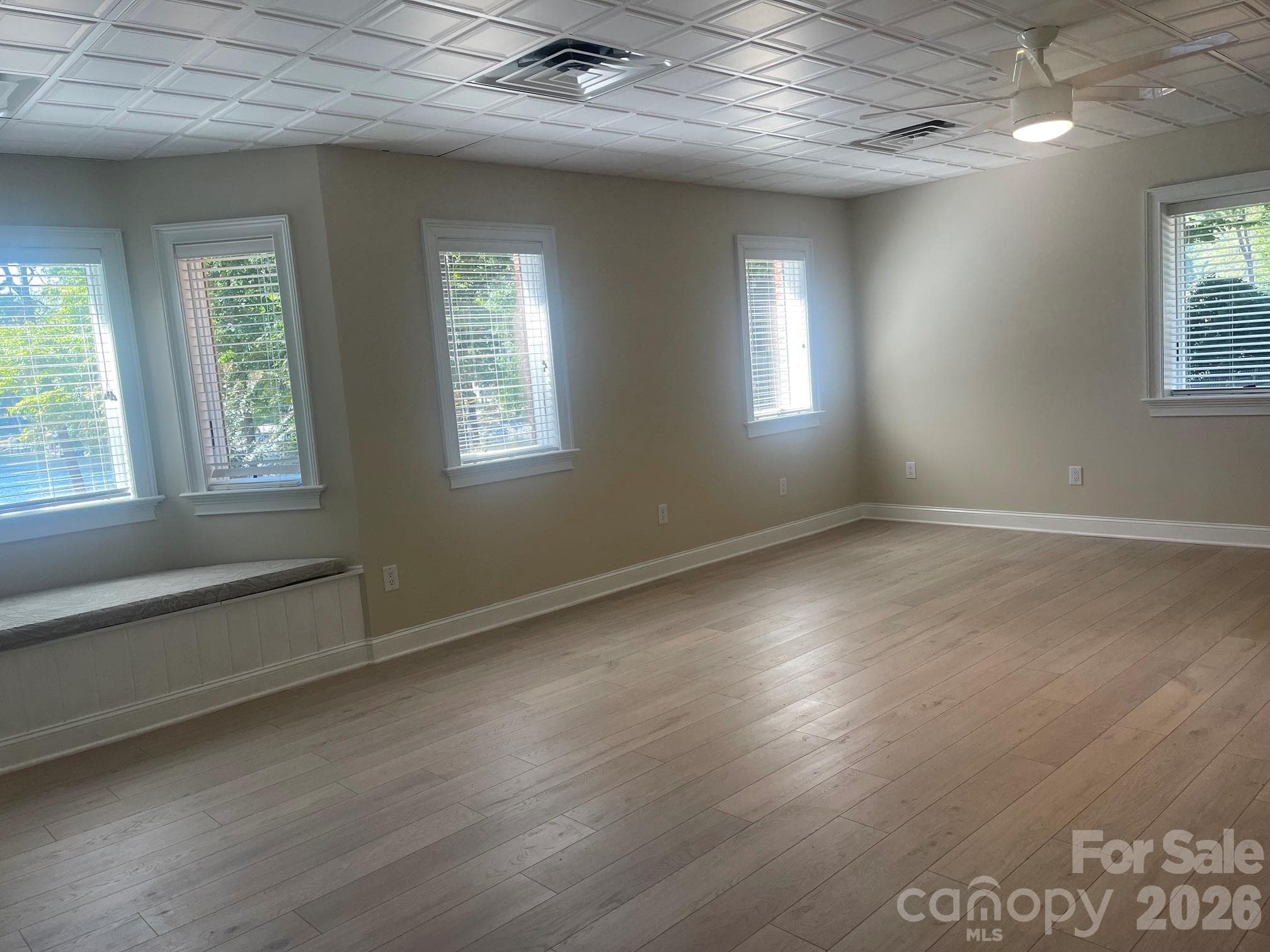 Huge basement bedroom with window seat overlooking lake. Can also be used as office space/workout room/flex space. - 140 Holt Lane, Mooresville