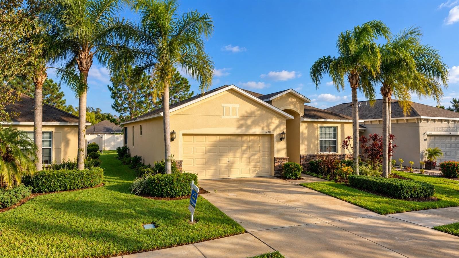 Single Family Residence at 16716 MYRTLE SAND DR, WIMAUMA, photo 4 of 63