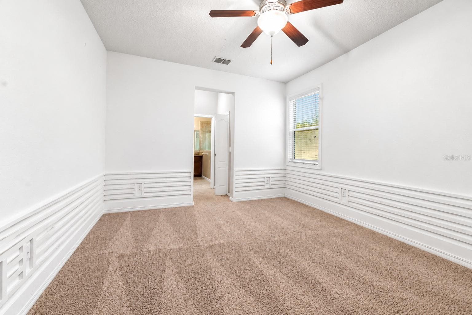 Single Family Residence at 16716 MYRTLE SAND DR, WIMAUMA, photo 7 of 63