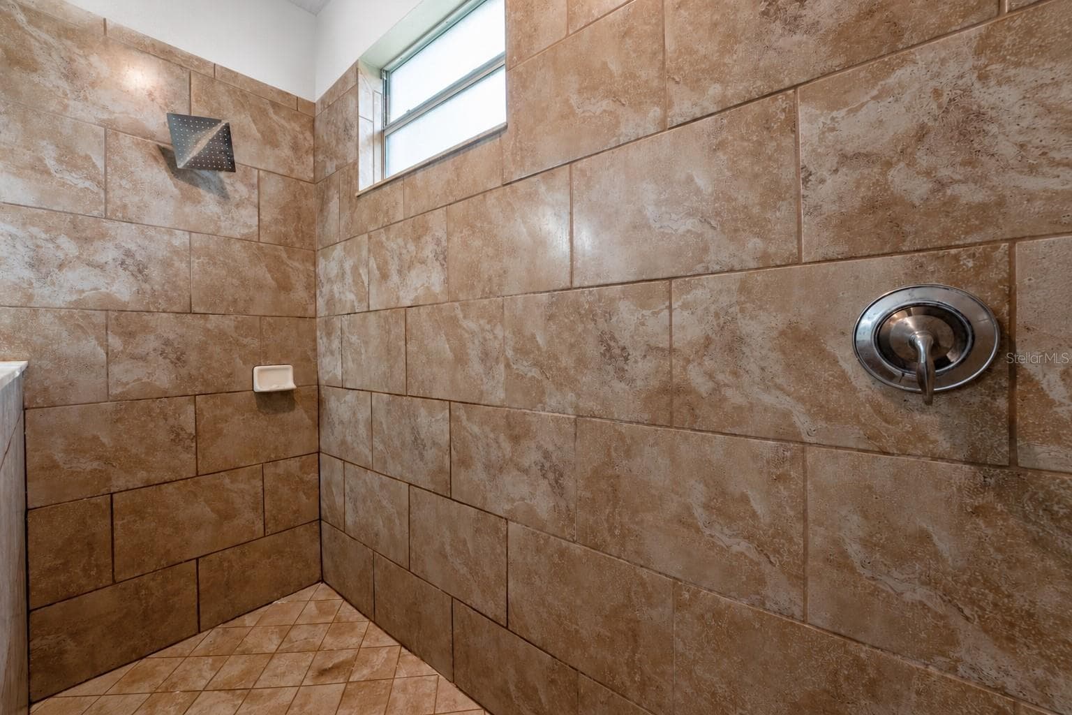 Single Family Residence at 16716 MYRTLE SAND DR, WIMAUMA, photo 10 of 63